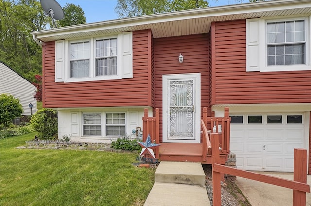 945 Key W Dr, Plum Boro, PA 15239 - raised ranch featuring a garage and a front lawn