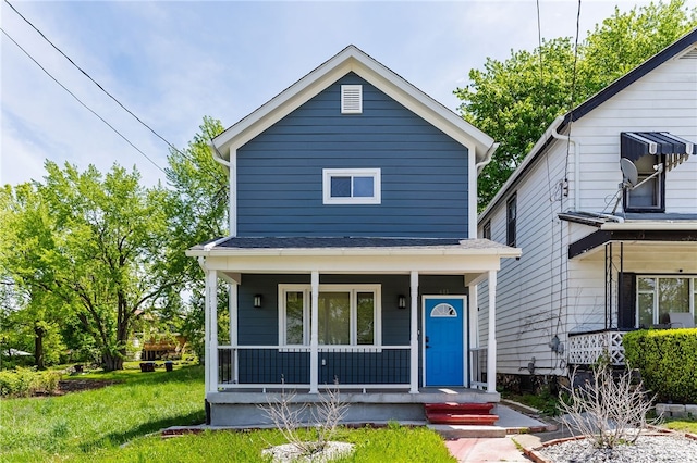 613 Emerson Ave, Farrell, PA 16121 - view of front of home featuring a porch and a front yard