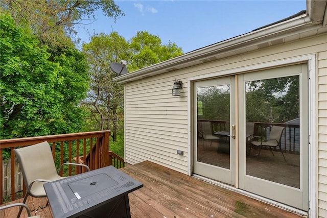 1024 Maine Ave, Hopewell Twp Bea, PA 15001 - view of wooden terrace