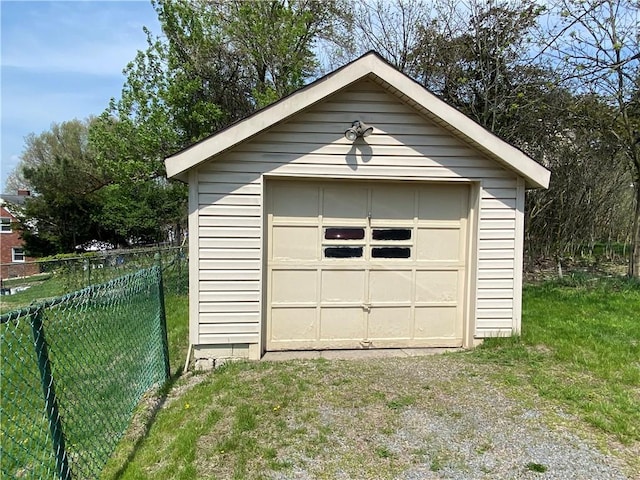 detached garage with driveway