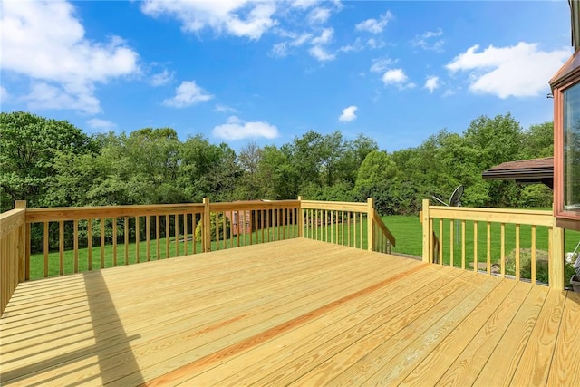 584 Park Rd, Chippewa Twp, PA 15010 - wooden deck featuring a yard