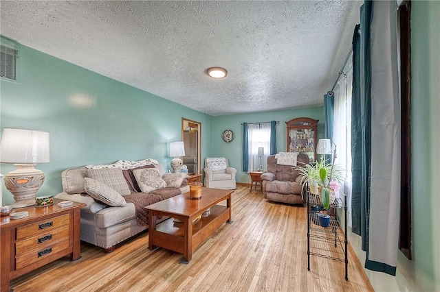 2400 Linden Dr, Hampton, PA 15101 - photo 2
