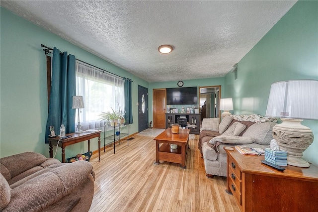 2400 Linden Dr, Hampton, PA 15101 - photo 3