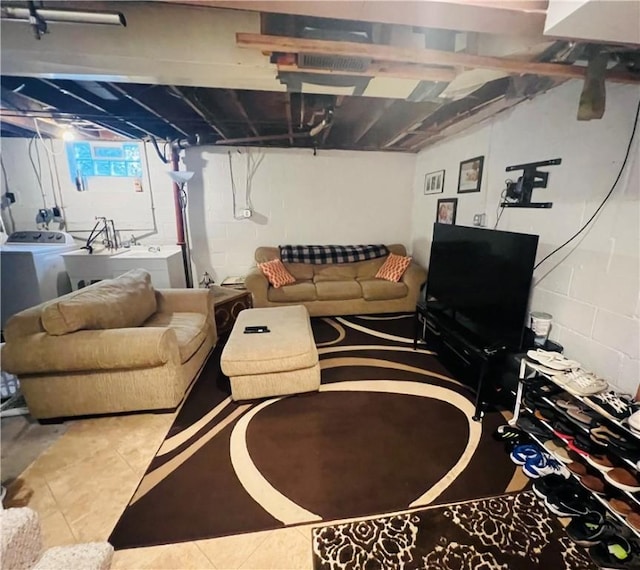 3750 Margate Rd, Churchill Boro, PA 15221 - living area with tile patterned flooring and washing machine and clothes dryer