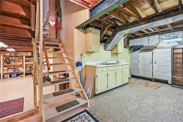 1807 Memorial, Farrell, PA 16121 - below grade area featuring a sink