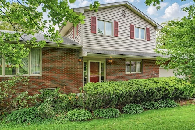 1807 Memorial, Farrell, PA 16121 - traditional-style house featuring brick siding