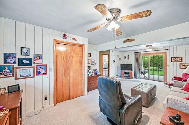 1807 Memorial, Farrell, PA 16121 - living area featuring light carpet and ceiling fan