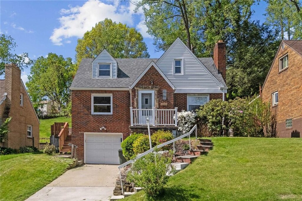4596 Echo Glen Dr, Whitehall, PA 15236 - photo 1