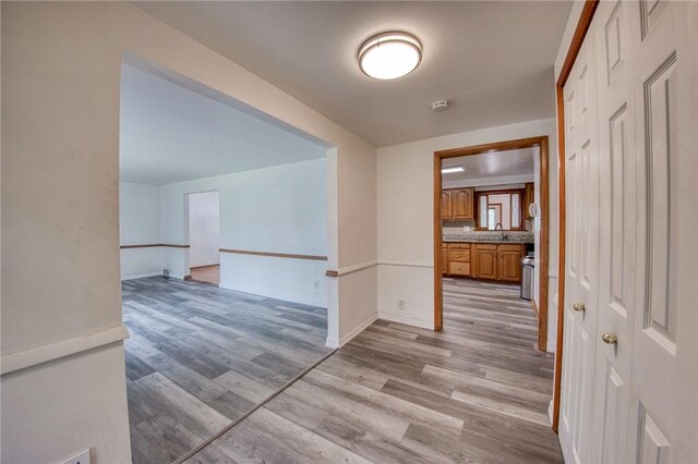 433 Brunner Dr, Monroeville, PA 15146 - corridor featuring light wood-style floors and baseboards