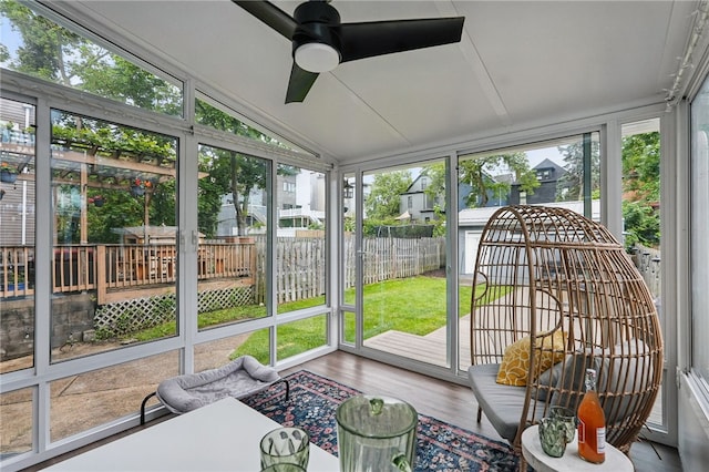608 N Euclid Ave, East Liberty, PA 15206 - sunroom / solarium with ceiling fan, healthy amount of natural light, and vaulted ceiling