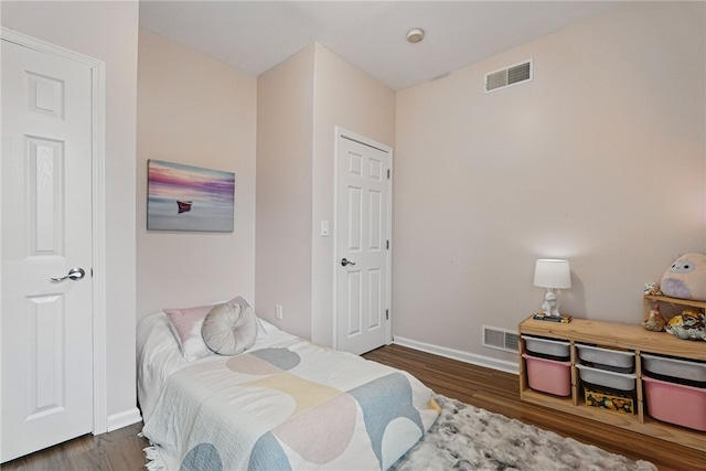 608 N Euclid Ave, East Liberty, PA 15206 - bedroom with wood finished floors and baseboards