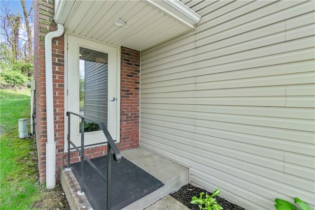 2409 Kenzie Dr, Robinson Twp Nwa, PA 15205 - doorway to property with brick siding