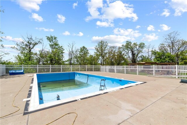 2409 Kenzie Dr, Robinson Twp Nwa, PA 15205 - view of pool featuring a patio area and fence