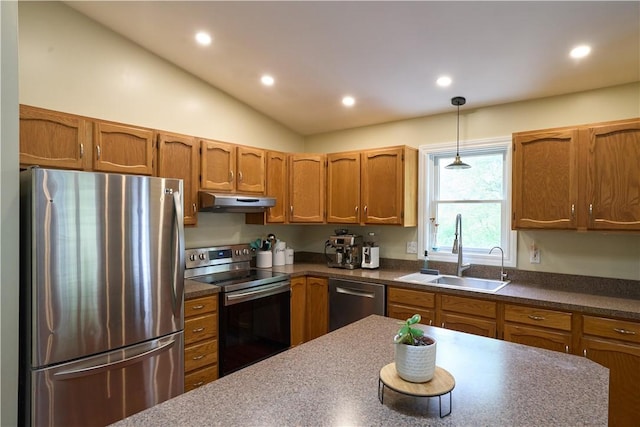 605 E Portersville Rd, Muddy Creek Twp, PA 16051 - kitchen featuring appliances with stainless steel finishes, a sink, dark countertops, pendant lighting, and recessed lighting