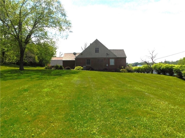 110 Holbert Stretch Rd, Bobtown/Dilliner, PA 15327 - view of green lawn