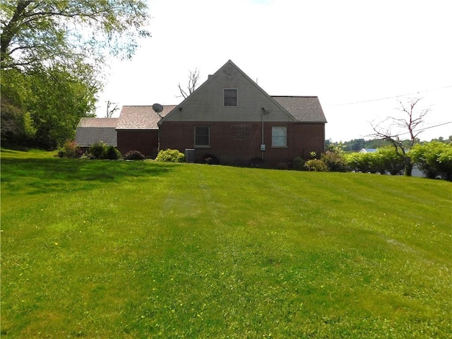 110 Holbert Stretch Rd, Bobtown/Dilliner, PA 15327 - rear view of property with a yard