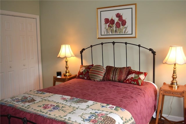103 Boxwood Ct, Peters Twp, PA 15317 - bedroom featuring a closet and baseboards
