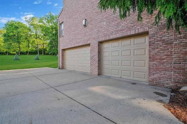 2108 Beams Run Rd, Jefferson Hills, PA 15025 - garage with driveway