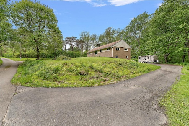 view of property exterior