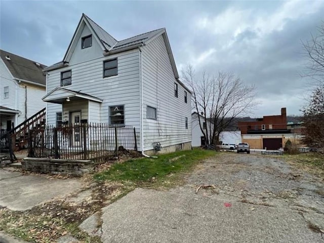 1025 Kenneth Ave, New Kensington, PA 15068 - photo 2