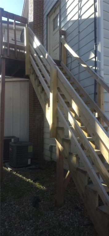 1025 Kenneth Ave, New Kensington, PA 15068 - photo 4
