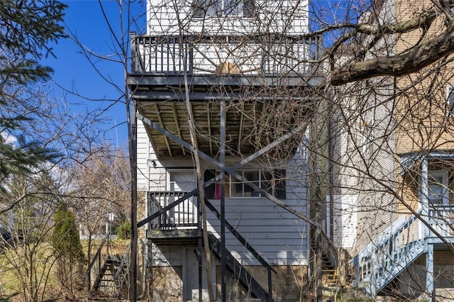 2252 Milligan Ave, Swissvale, PA 15218 - view of side of property featuring stairway