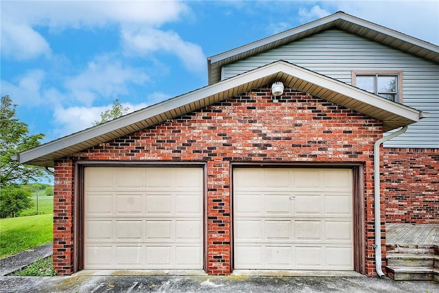 5569 Camerons Rd, Brush Val/Buffington, PA 15748 - view of garage