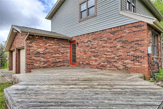 5569 Camerons Rd, Brush Val/Buffington, PA 15748 - wooden deck featuring an attached garage