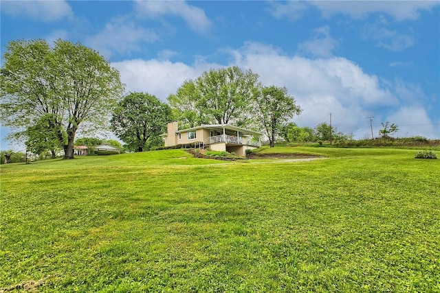 view of grassy yard
