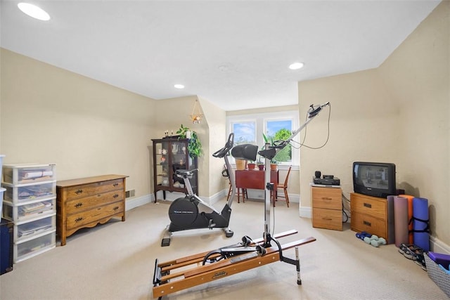 exercise area with carpet floors, recessed lighting, and baseboards