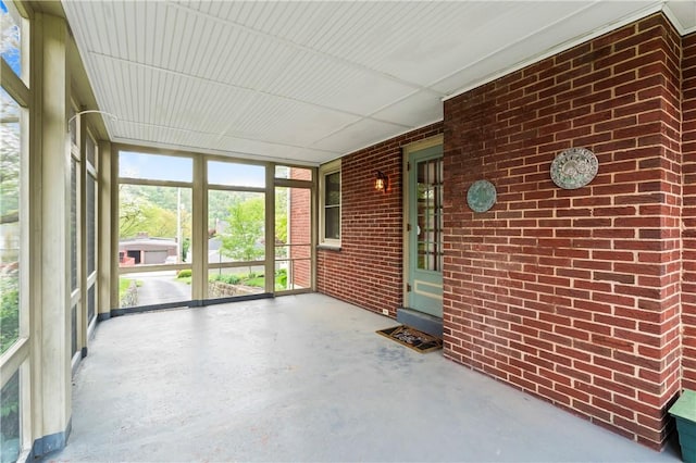 view of unfurnished sunroom