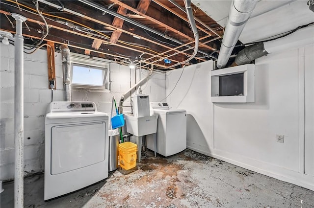 188 Taylor Ave, Sharon, PA 16146 - basement featuring washing machine and clothes dryer and a sink