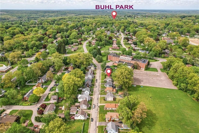 188 Taylor Ave, Sharon, PA 16146 - aerial view of residential area with a forest
