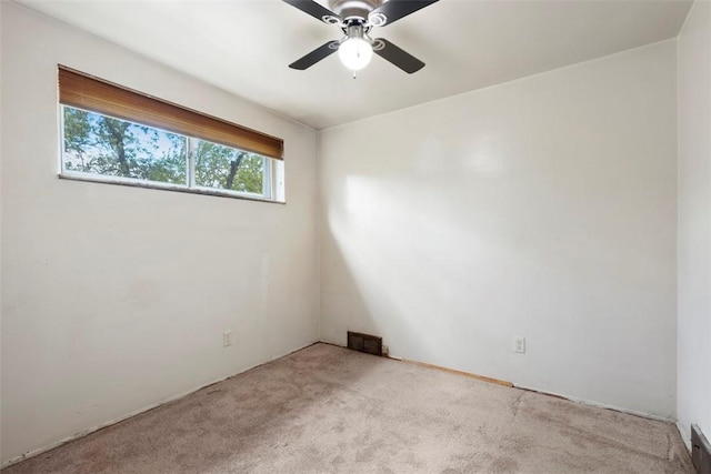 1023 Harrison St, Bethel Park, PA 15234 - unfurnished room featuring light carpet and ceiling fan