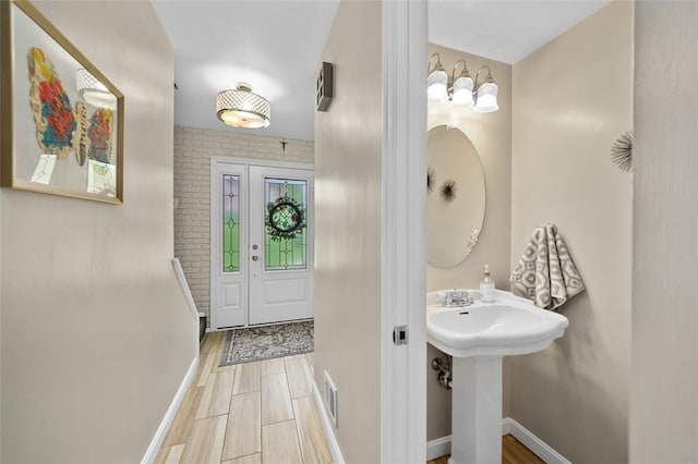 9204 Douglas Fir Dr, Plum Boro, PA 15239 - entryway featuring baseboards