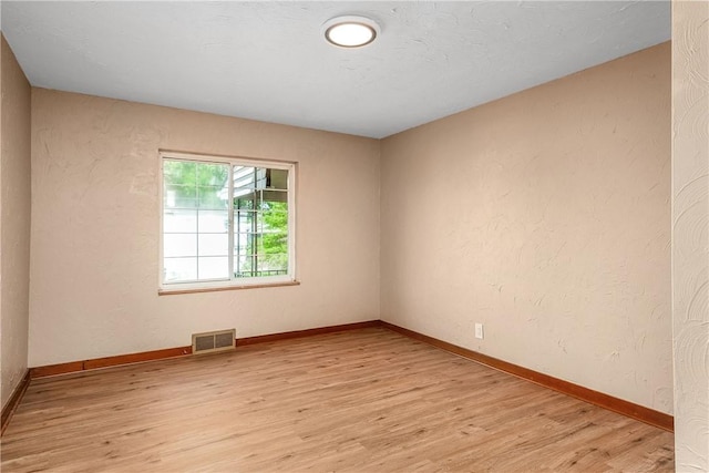 533 Freeport Rd, New Kensington, PA 15068 - spare room with light wood finished floors and baseboards