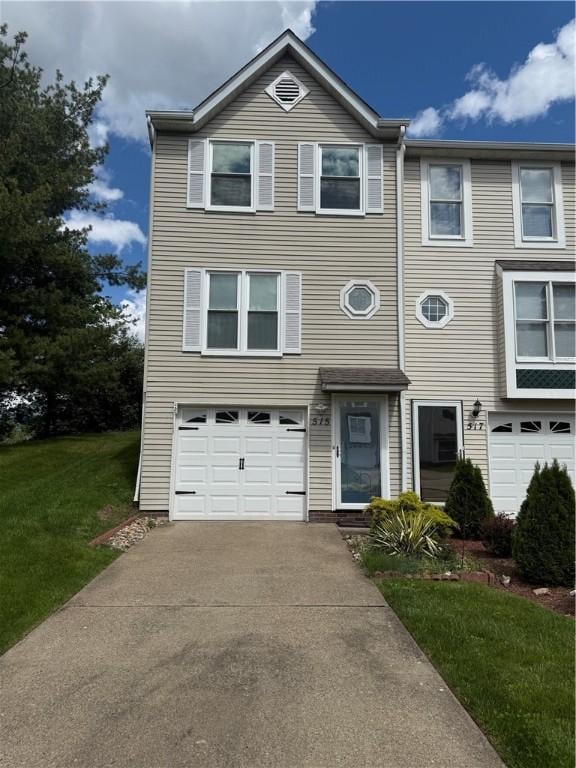 515 Elm Ct, Oakdale, PA 15071 - view of front of house with a garage, driveway, and a front yard