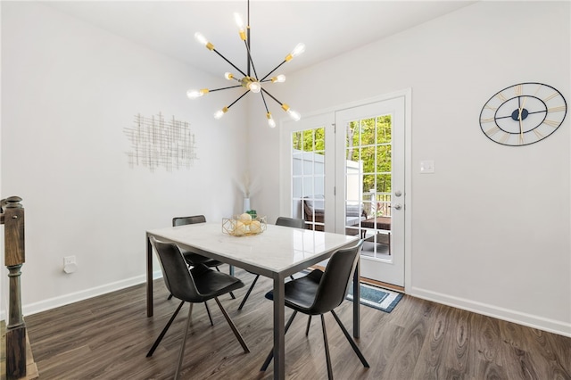 128 Cole Dr, Robinson Twp Nwa, PA 15136 - dining area featuring a chandelier, dark wood-style floors, and baseboards