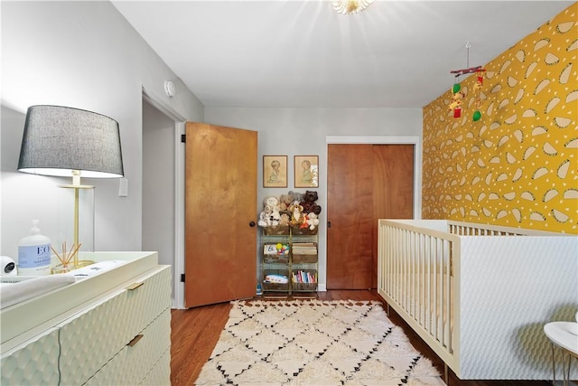 205 Seegar Rd, Upper St Clair, PA 15241 - hall with wood finished floors and wallpapered walls