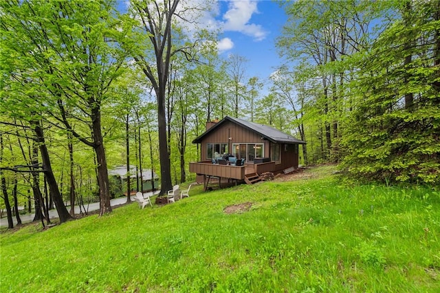 133 Imperial Rd, Hidden Valley, PA 15502 - back of property with a wooden deck