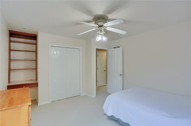 441 Settlers Village Cir, Cranberry Twp, PA 16066 - bedroom featuring light colored carpet, a closet, and ceiling fan