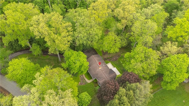 bird's eye view of a heavily wooded area