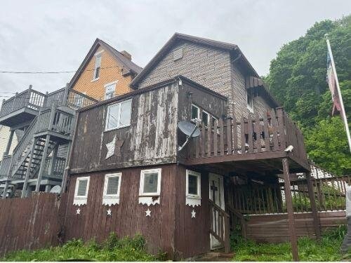 543 Highland Ave, Kittanning Boro, PA 16201 - view of rear view of house