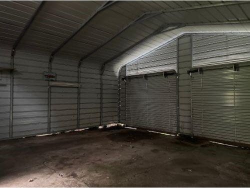 543 Highland Ave, Kittanning Boro, PA 16201 - garage with metal wall