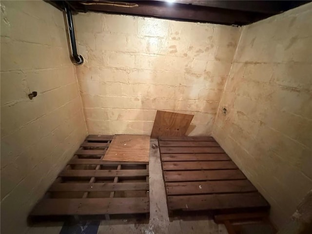 2895 Hemlock St, Bethel Park, PA 15102 - relaxing sauna featuring concrete block wall