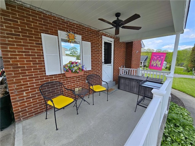 view of patio / terrace with covered porch and ceiling fan
