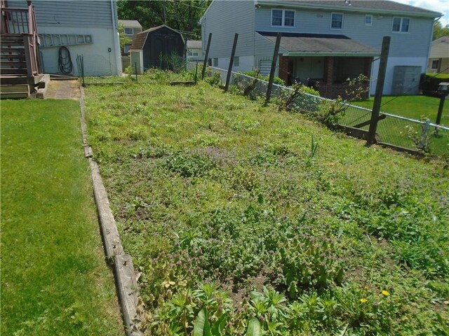 1040 Catherine Dr, Conway, PA 15027 - photo 27