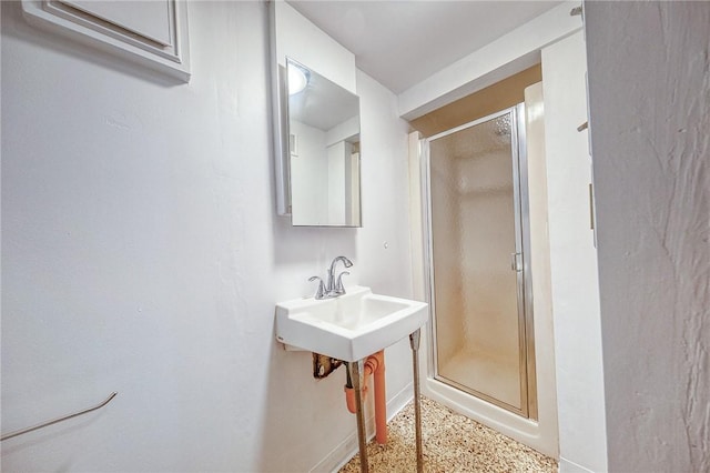 1593 Riverside Dr, Penn Hills, PA 15147 - full bath featuring a shower stall and baseboards