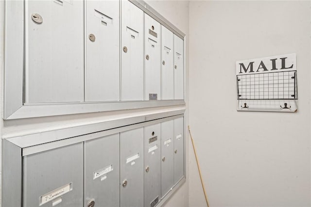 mudroom featuring mail area