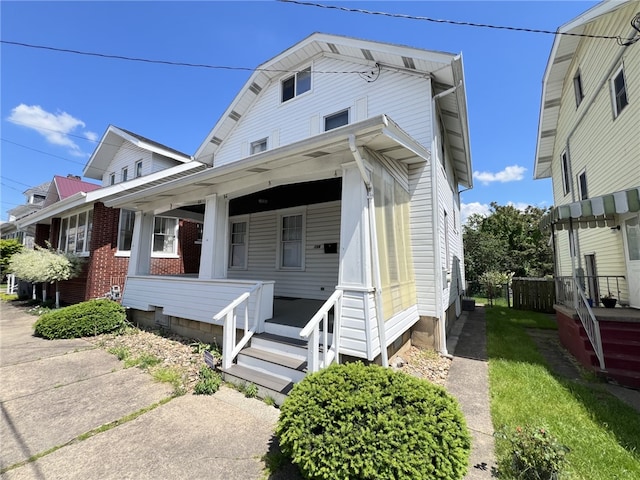 view of front facade featuring covered porch